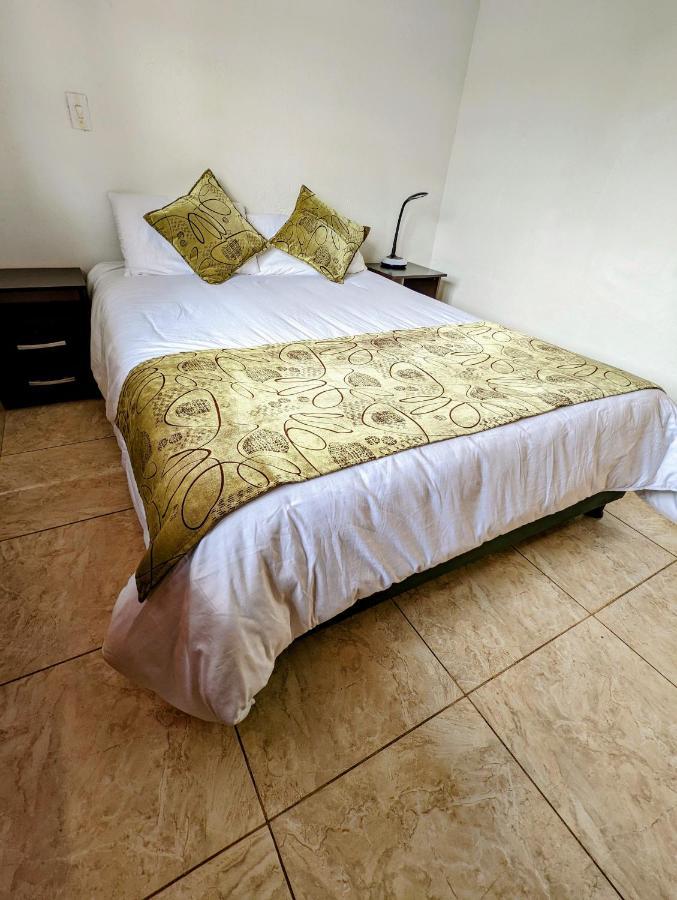 Casa de Huéspedes Faletto Villa de Leyva Extérieur photo